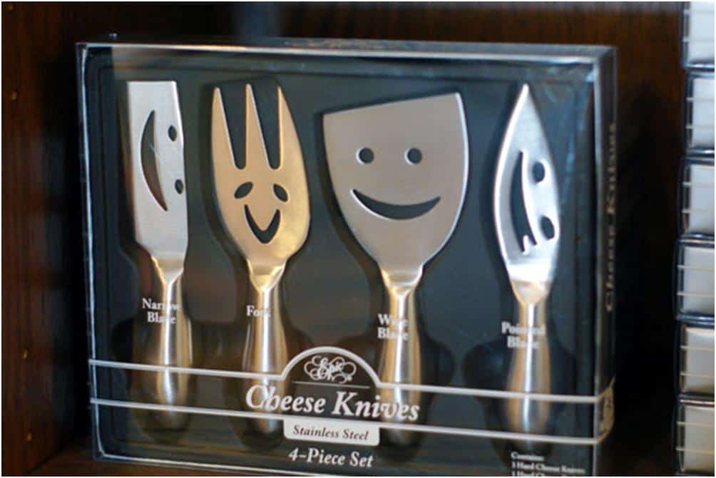 Cheese knife set with smiling faces