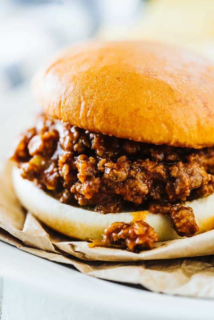 15 Minute One-Pot Easy Sloppy Joes {Must-Make Recipe!}