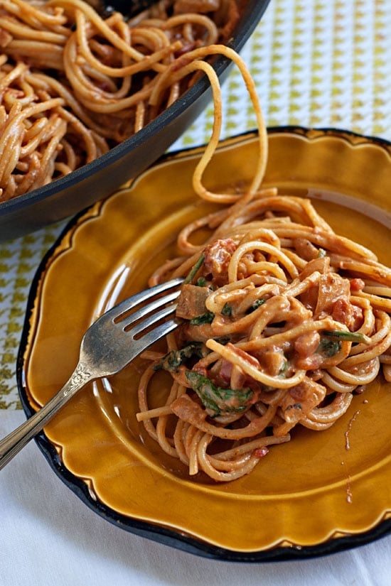 Creamy Spinach and Tomato Spaghetti | heatherlikesfood.com