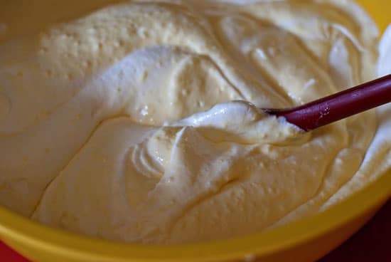 bryllupskage flødeost og flødeskum Frosting