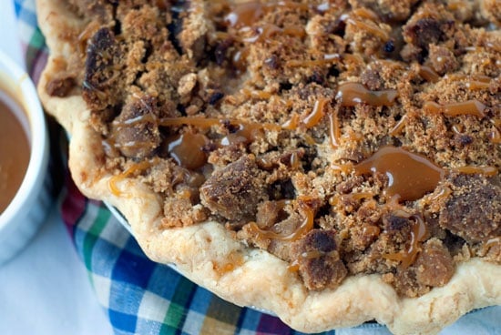 Caramel Apple Pie | heatherlikesfood.com