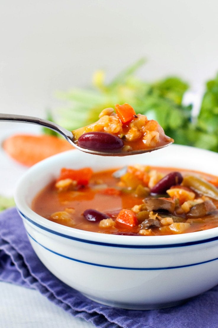 Loaded Vegetable Diet Soup | heatherlikesfood.com