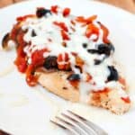 Slow Cooker Pizza Chicken | heatherlikesfood.com