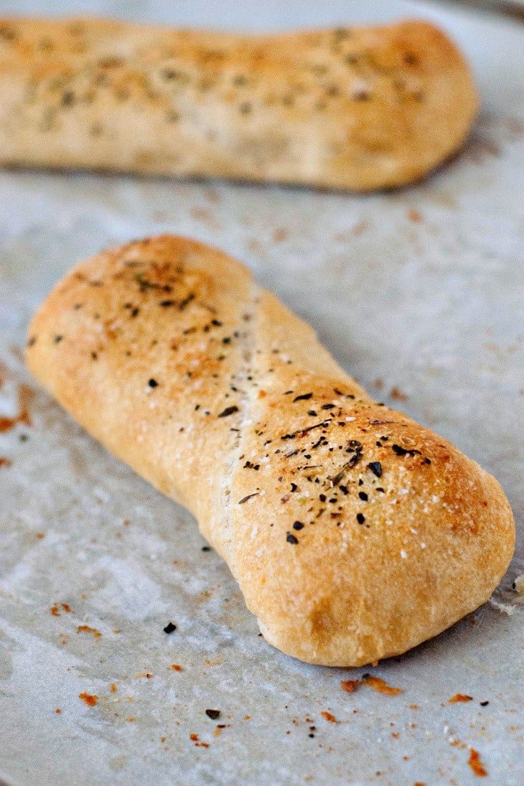 Easy Pizza Sticks-- Make in 20 minutes and stuff with your fave toppings!