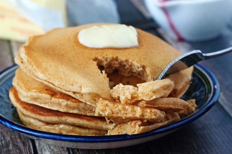 Super Fluffy Whole Wheat Pancakes