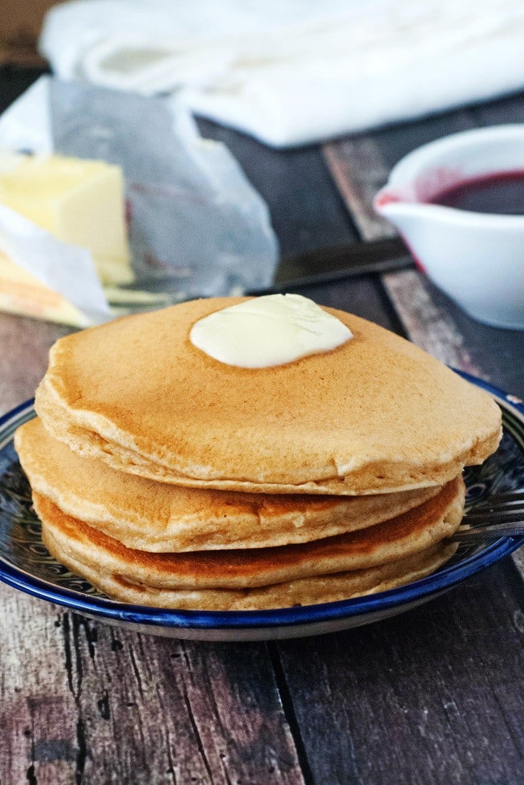 Super Fluffy Whole Wheat Pancakes