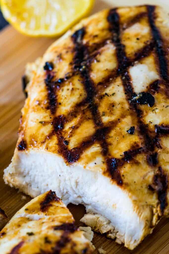 The Best Garlic Ranch Chicken Marinade easy and delicious!