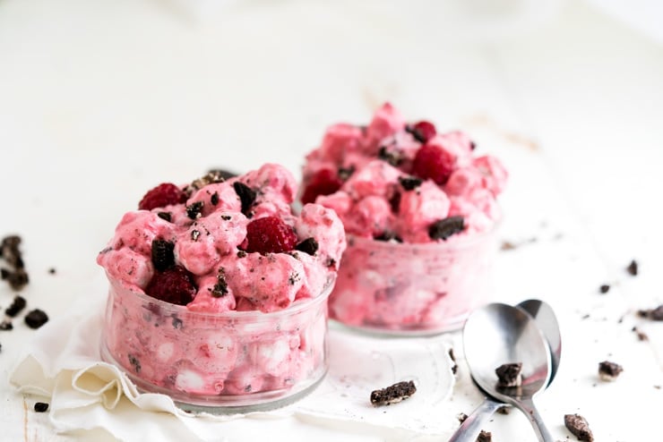 Raspberry Oreo Fluff! Is it a salad? Is it a dessert? Let's just keep our bases covered and call this both. Because in a perfect world salads and desserts should be synonymous don't you think? 