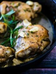 This garlic herb chicken is made in ONE PAN and is a super simple dinner that is flavorful and moist! What a great way to use up your leftover herbs from Thanksgiving!