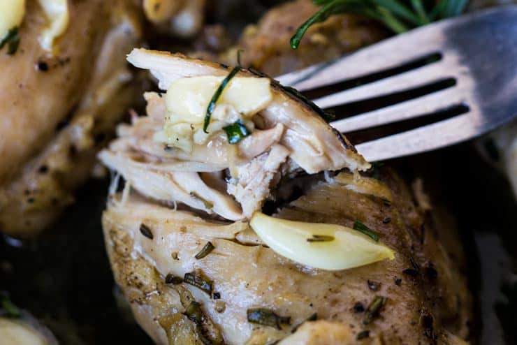  This garlic herb chicken is made in ONE PAN and is a super simple dinner that is flavorful and moist! What a great way to use up your leftover herbs from Thanksgiving!