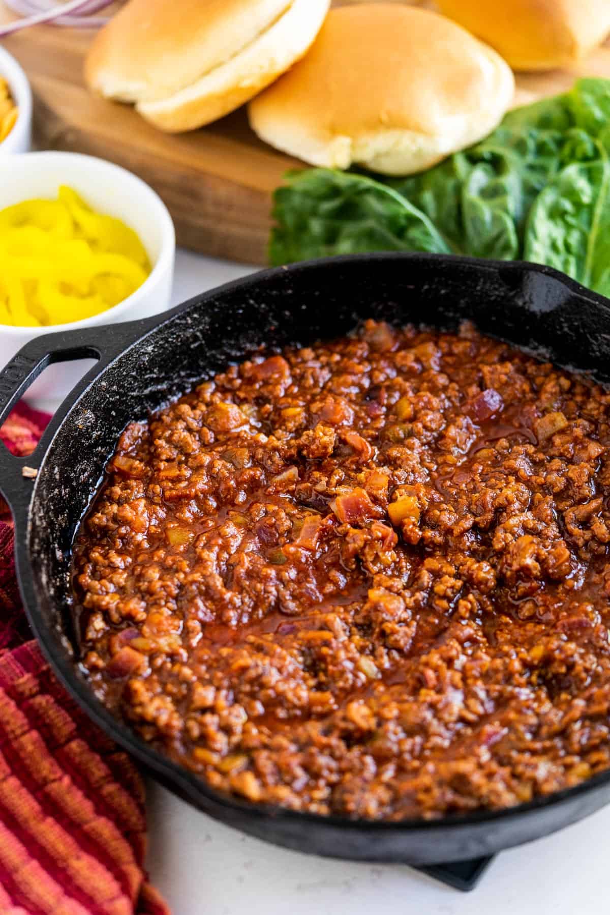 I made up 10 pounds of large family Sloppy Joe's in the 17 inch skille